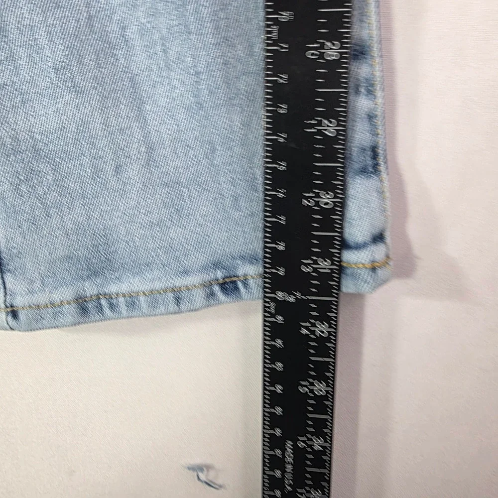 True Religion Geno Relaxed Slim Jeans Mens 31x31 Light Wash Blue Denim